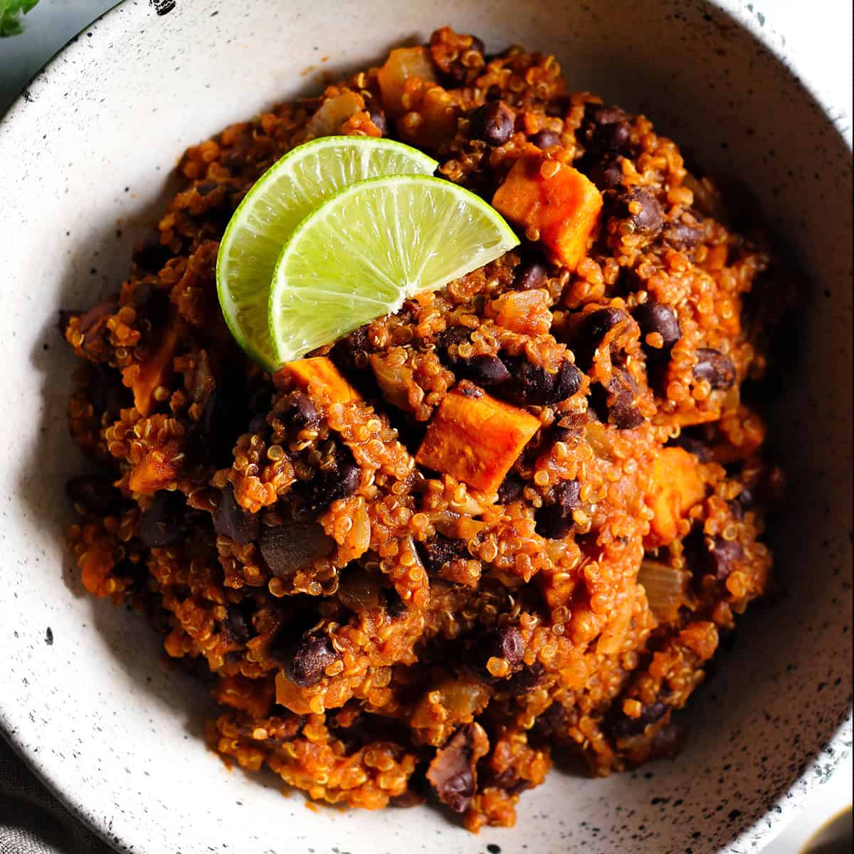 Meatless Chili with Black Beans, Sweet Potato, and Quinoa - Milk Free Mom