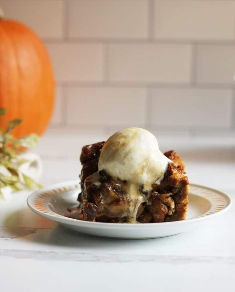 Vegan Pumpkin Bread Pudding