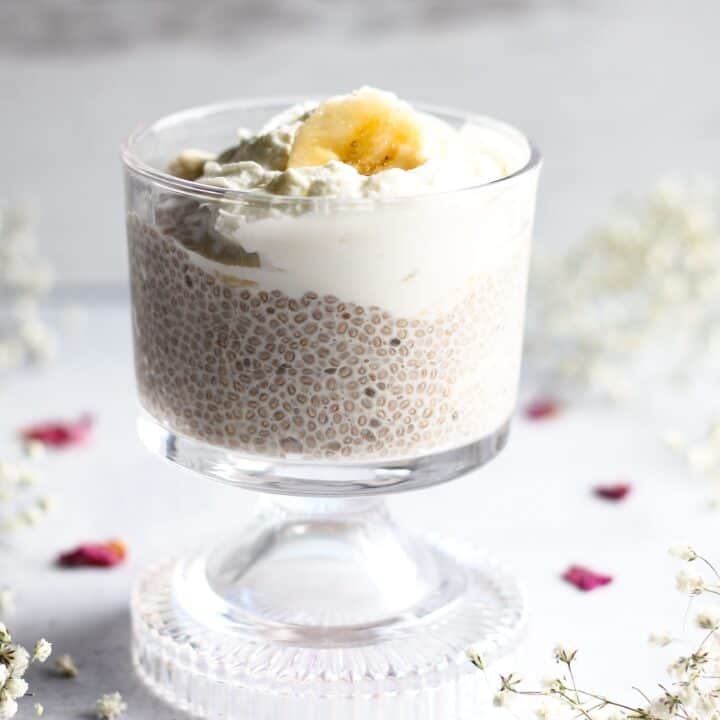 healthy banana chia pudding