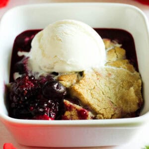 2 ingredient dairy-free gluten-free berry cobbler